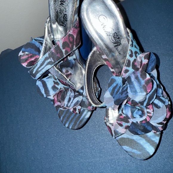Y2K Wild Rose Multicolor Floral Mules - Picture 2 of 5